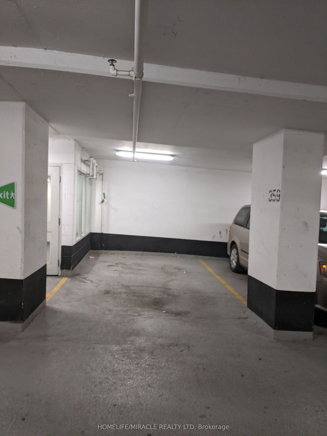 2008 - 20 Bruyeres Mews, Condo with 2 bedrooms, 1 bathrooms and null parking in Toronto ON | Image 16