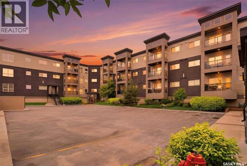 218-115 Willowgrove Cres, Saskatoon, SK, S7W0N4 | Card Image