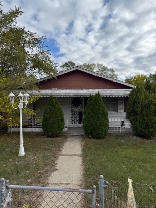 20484 Wisconsin St, Detroit, MI, 48221-1134 | Card Image