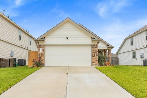 118 Bobcat Bnd, Huntsville, TX, 77320-2196 | Card Image