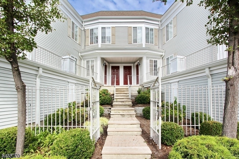 Residential Lease in Chatham Twp.