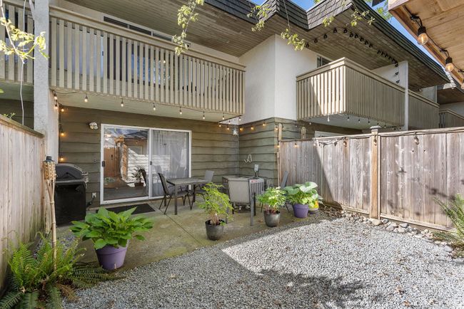 22743 Gilley Avenue, Townhouse with 3 bedrooms, 1 bathrooms and 2 parking in Maple Ridge BC | Image 25