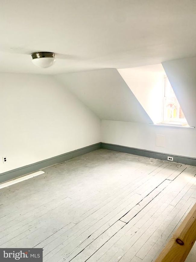 42 E 5 Th St, Home with 3 bedrooms, 2 bathrooms and null parking in Historic New Castle DE | Image 24