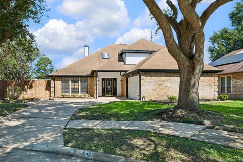 19922 Hoppers Creek Dr, Katy, TX, 77449-6615 | Card Image