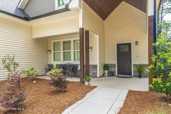102 Dartmoor Ln, House other with 4 bedrooms, 3 bathrooms and 2 parking in West End NC | Image 4