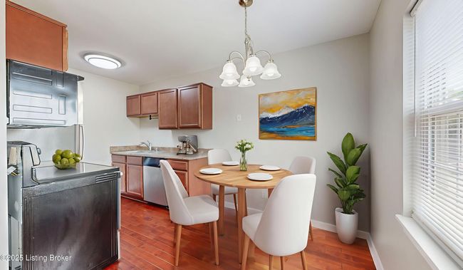 106 Middletown Sq, Condo with 2 bedrooms, 1 bathrooms and null parking in Louisville KY | Image 8