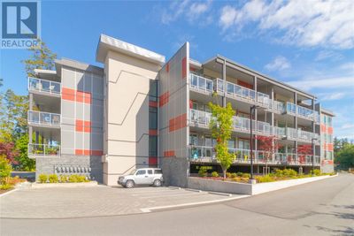 205 - 10670 Mcdonald Park Rd, Condo with 2 bedrooms, 2 bathrooms and 2 parking in North Saanich BC | Image 2