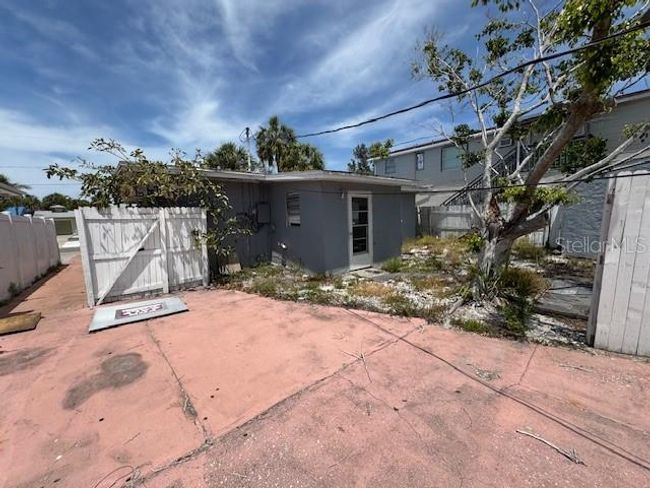 310 79 Th Ave, Home with 6 bedrooms, 4 bathrooms and null parking in ST PETE BEACH FL | Image 6