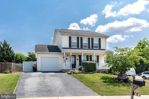 68 Crimson Ave, TANEYTOWN, MD, 21787-2102 | Card Image