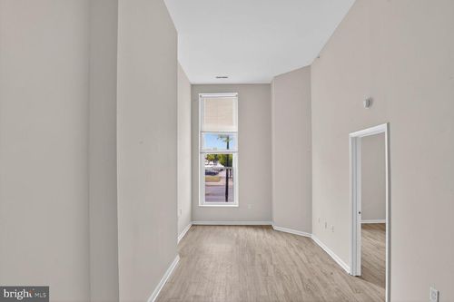 apt-110-317 E North Ave, BALTIMORE, MD, 21202-5914 | Card Image