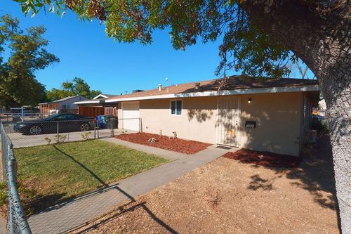 1001 Colorado Ave, Modesto, CA, 95351-3808 | Card Image