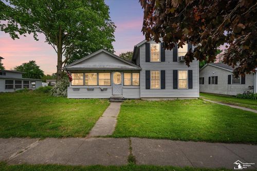 137 Raisin St, Deerfield, MI, 49238-9717 | Card Image
