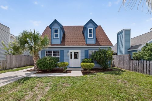 150 Beach Dr, Fort Walton Beach, FL, 32547-2467 | Card Image