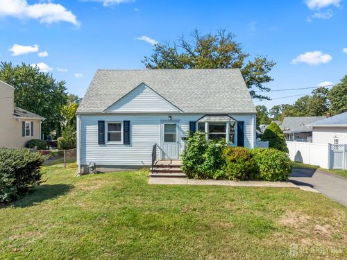 4 Clayton Ct, East Brunswick, NJ, 08816-2902 | Card Image