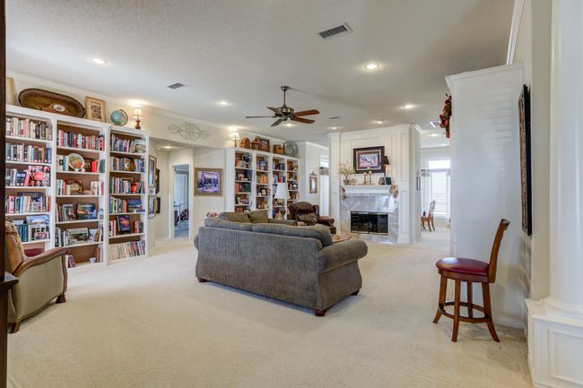 14101 E Fm 1527, Home with 3 bedrooms, 4 bathrooms and null parking in Lorenzo TX | Image 53