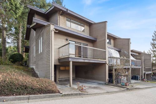 2620 Moorcroft Crt, Burnaby, BC, V5B4R2 | Card Image
