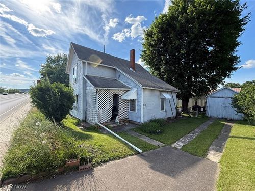 104 Chestnut Street, Coshocton, OH, 43812 | Card Image