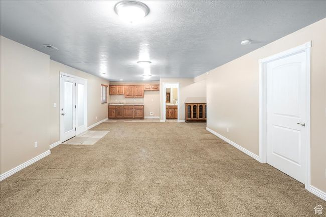 Walk-out Basement | Image 33