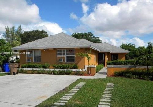 165 Sw 5th Ct, Deerfield Beach, FL, 33441-4620 | Card Image
