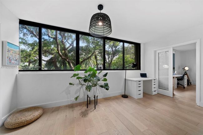 APT-237 - 141 Crandon Blvd, Condo with 3 bedrooms, 2 bathrooms and null parking in Key Biscayne FL | Image 23