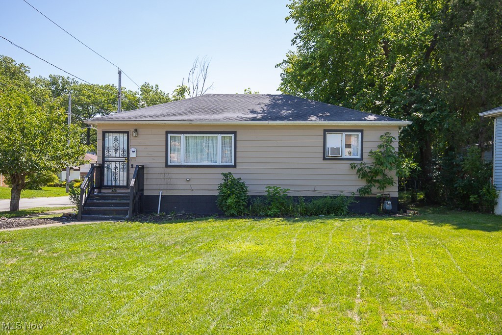 Miles Rd, Cleveland, OH 44128