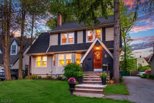 10 Benvenue Ave, West Orange, NJ, 07052-3222 | Card Image