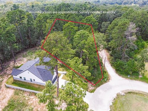 12167 La Salle River Rd, Conroe, TX, 77304-4017 | Card Image