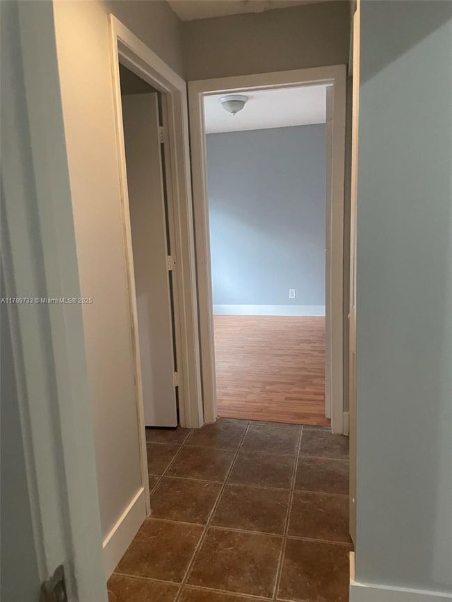 4432 - 4432 Dogwood Cir, House other with 3 bedrooms, 2 bathrooms and null parking in Weston FL | Image 21