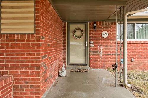 1628 Serenade Dr, Midwest City, OK, 73130-6324 | Card Image