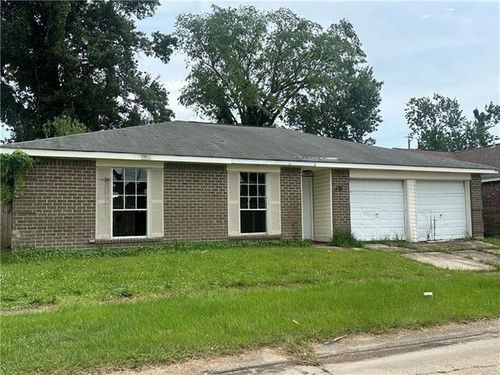3020 Sherwood Dr, La Place, LA, 70068-2239 | Card Image