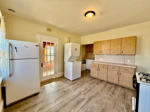 apt-2f-84 Pearl St, Stoughton, MA, 02072-2350 | Card Image