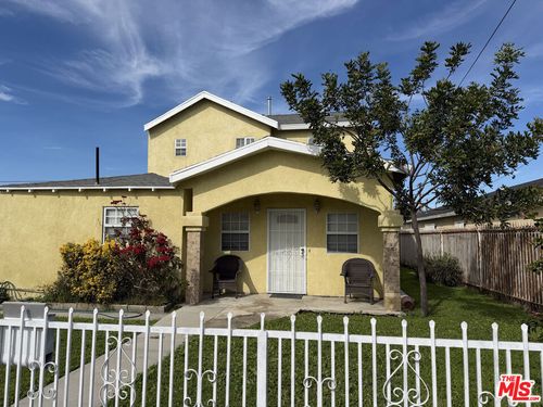 205 W Poplar St, Compton, CA, 90220-2246 | Card Image