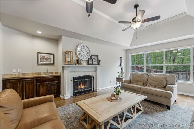 33942 703 Dr, House other with 3 bedrooms, 2 bathrooms and null parking in Wagoner OK | Image 6