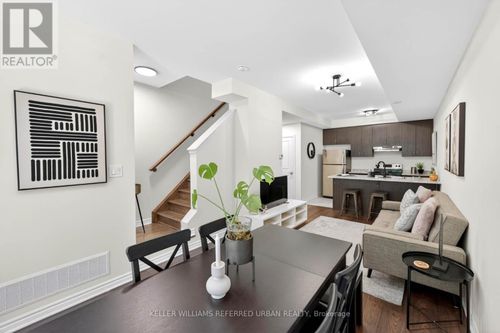19-25 Heron Park Pl, Scarborough, ON, M1E0B8 | Card Image