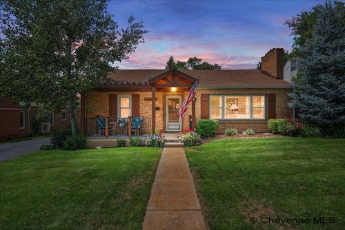 3716 Mccomb Ave, Cheyenne, WY, 82001-1011 | Card Image