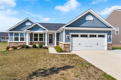 3339 Boettler St Ne, Canton, OH, 44721-2206 | Card Image