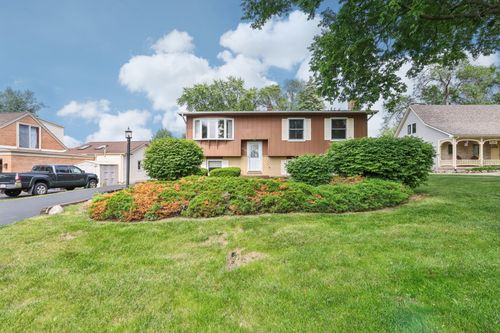 37193 N Lake Shore Dr, Lake Villa, IL, 60046-7349 | Card Image