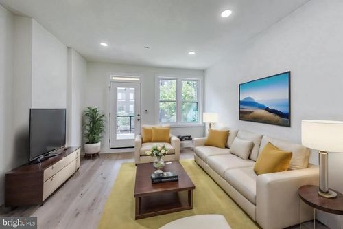 a-1626 K St Ne, WASHINGTON, DC, 20002-7601 | Card Image