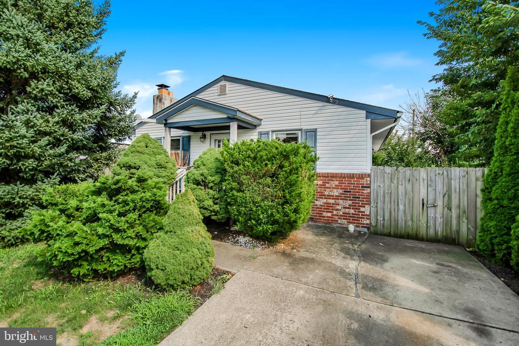 Indiana Ave, Lawrence Township, NJ 08648