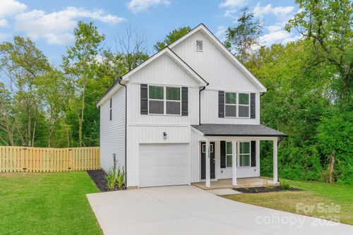 613 Elm Ave, Mount Holly, NC, 28120-2222 | Card Image