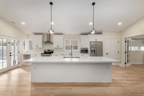 5713 E Hillery Drive, Scottsdale, AZ, 85254 | Card Image