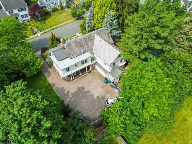 27 Fairway Dr, House other with 7 bedrooms, 5 bathrooms and null parking in West Orange NJ | Image 44