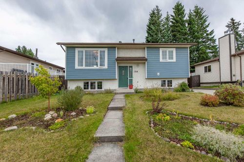 134 Clark Street, Hinton, AB, T7V1L6 | Card Image