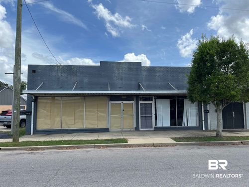 106 A E Church St, Atmore, AL, 36502-2500 | Card Image