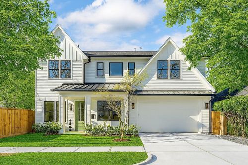 203 Munford St, Houston, TX, 77008-2531 | Card Image