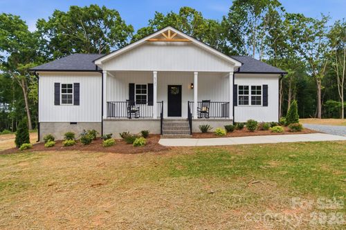 6721 Jesse Rushing Rd, Marshville, NC, 28103-7757 | Card Image