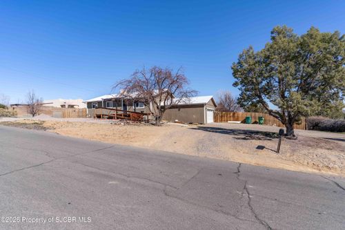 5900 Mickey Drive, Farmington, NM, 87402 | Card Image
