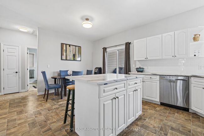 2017 Swanfield St, House other with 3 bedrooms, 2 bathrooms and 2 parking in Kingston ON | Image 16