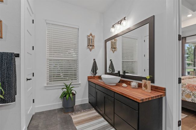 Separate vanities in Primary bathroom | Image 19