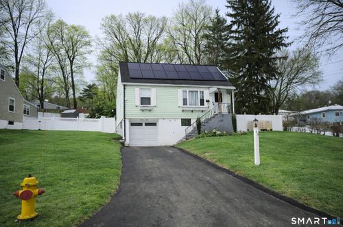 23 Ashland Ave, Waterbury, CT, 06708-1311 | Card Image